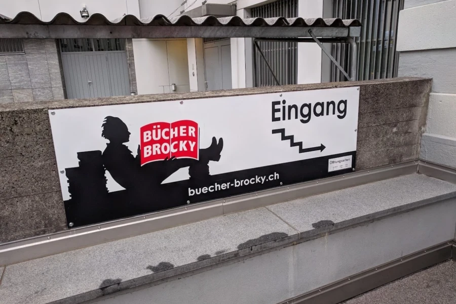 Bücher Brocky