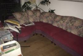 Grosses Sofa, verstellbare Einzelteile+ Kissen 